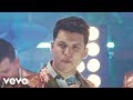 La Arrolladora - Entre Beso Y Beso (Video Oficial)