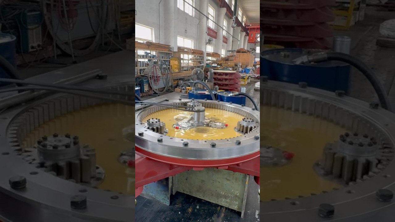 What’s this gearbox’s name on your side? #gearbox #gear #shaft #assemble #transmission #industrial