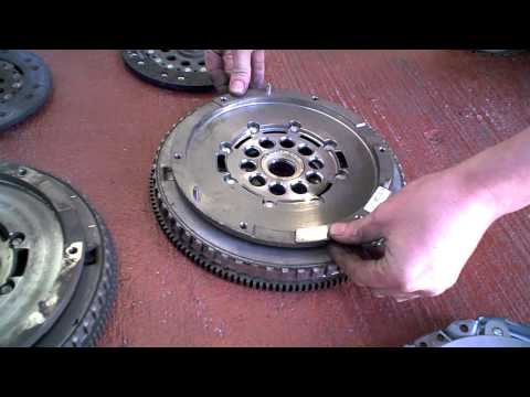Worn Dual Mass Flywheel - garageexeter.com
