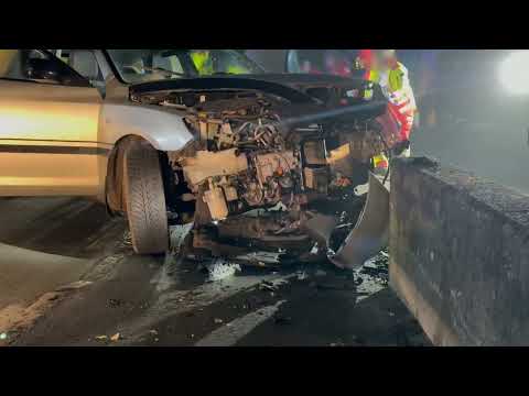 Tödlicher Unfall in Hörbranz: Pkw kracht gegen Mauer