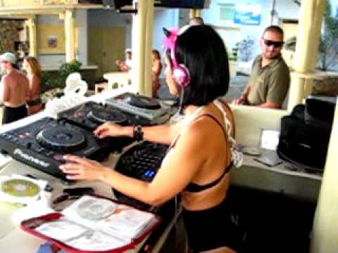 sexy dj angela pandelis &djpete feat tekno to inna superparadise mykonos greece agean Cyclades hot