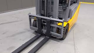 Viličar trikolesni Jungheinrich EFG 216 naprodaj - Slika 4 | Forkliftonline SI Viličar trikolesni Jungheinrich EFG 216 | Slika 4 - Forkliftonline