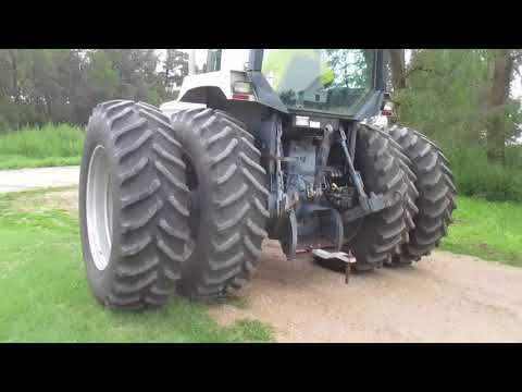 1990 White 125 Workhorse MFWA 130 HP Tractor