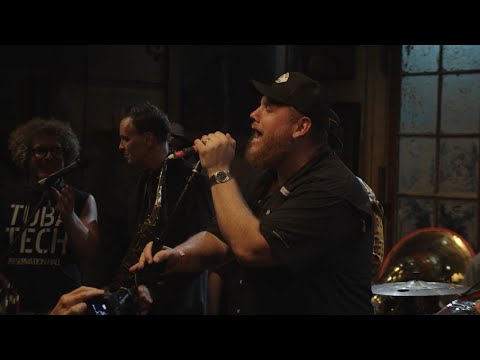 Luke Combs, Preservation Hall - Bring it on Home to Me (Feat. Ivan Neville)