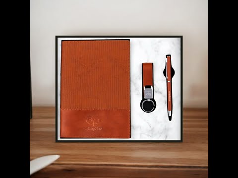 Stylish Metal Keychain Gift Set