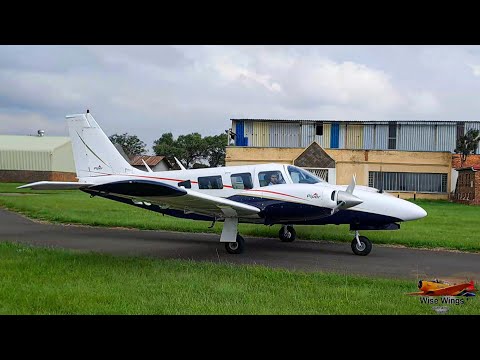 Piper Seneca II departing Springs Aerodome (FASI)