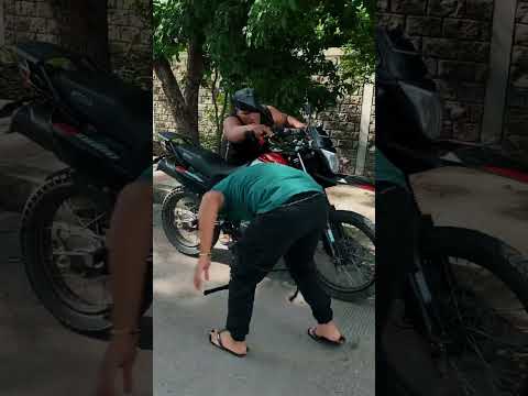 sonido raro en la moto 🤣 #comedia #humor