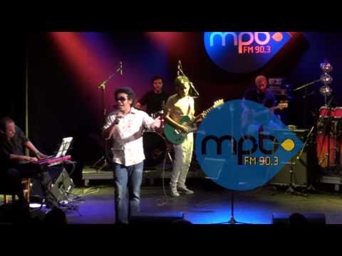 BAILE DO SIMONAL NO PALCO MPB