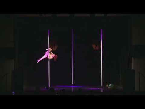 POLE EARTH 2022 - GINEVRA MELONE - JUNIORS 5-10 AMATEURS WINNER