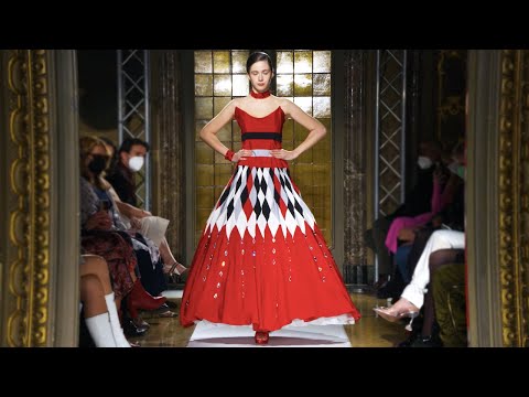 Sima Collezione Fall/Winter 2022/23 | Emerging Talents Milan