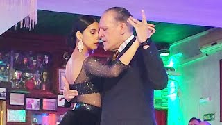 Video thumbnail for Barro (Pugliese) Anita Ponce y Pancho Martinez Pey. Si sos brujo Milonga 31may25 (1/3)