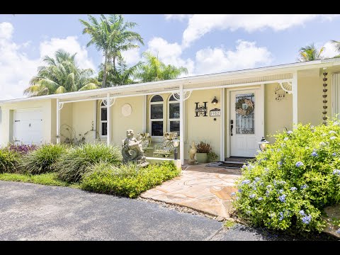 The Jills Zeder Group presents19521 SW 128 Ct