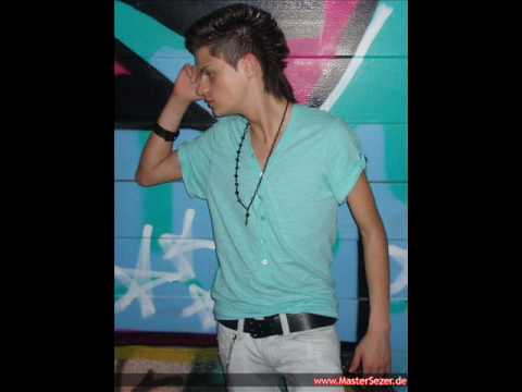 01 - Master Sezer & Prenz - Kara Sevdam