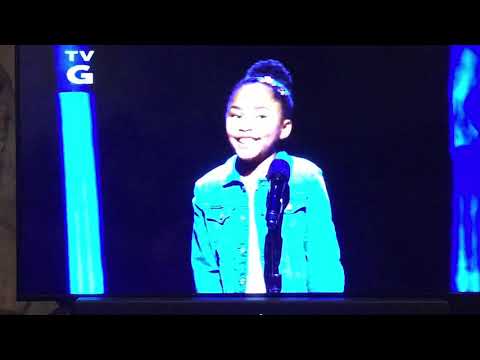 Tiny Opera Singer (7yrs old) Performs Mozart in German!!!