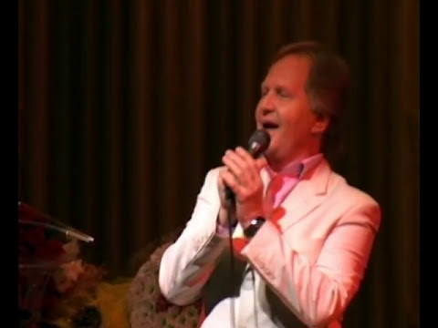 песня ивановой улица горького