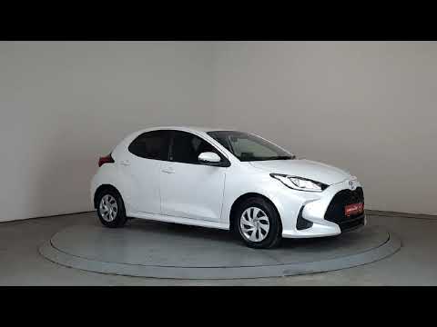 Toyota Yaris HYBRID LUNA AUTOAMTIC *RETAIL PRICE € - Image 2