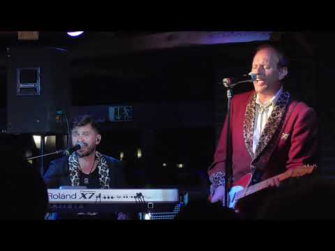 Cagey Strings 2017 in Buchloe - Flip  Flop and Fly