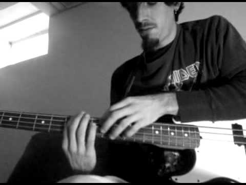 Bass 4 Finger Tapping Arpeggio 1,5,8,10 Slow BPM