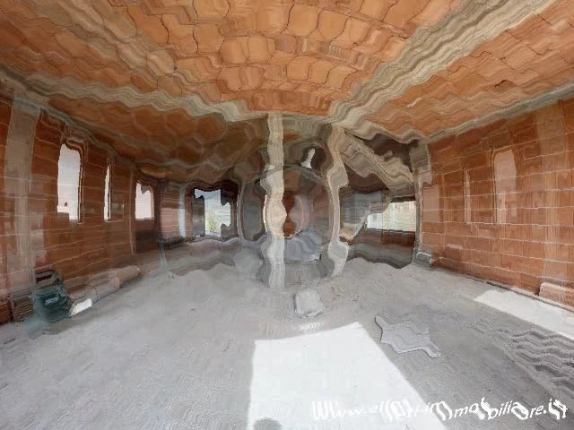 Montignoso Loc. Cervaiolo, in zona verde e residenziale, su lotto di giardino e uliveto di circa 20