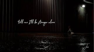 Jonathan - Stronger Alone (Official Lyric Video)