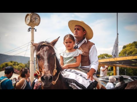 COSQUÍN 2026 | Desfile inaugural con más de 4.000 jinetes