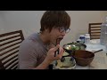 自炊したご飯で美味しくアニメを見ながら黙々と美味しく頂く動画。