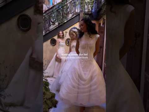 This bridal fashion show felt like a story #cinq