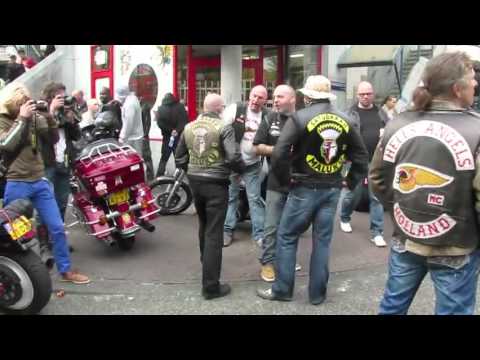 Harley Day Amsterdam 2011 - Hells Angels meet Satudarah (1/5)