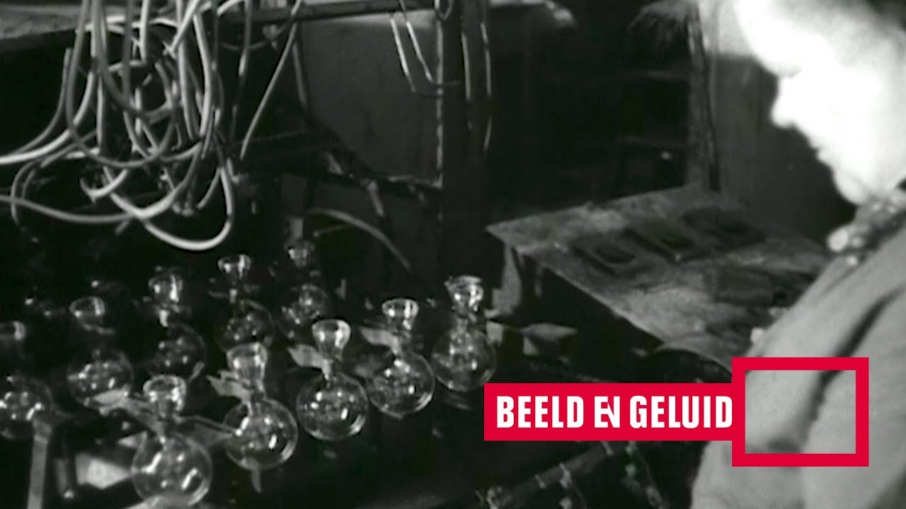 Zo werden kerstballen gemaakt! (1977)