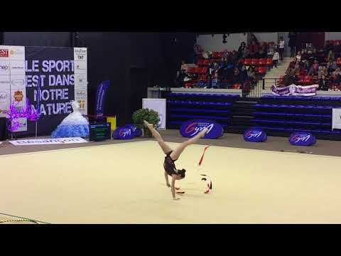 Anaëlle Perron ruban - Nat A 14/15 ans - France Besançon 2018