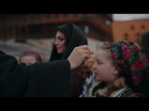 Mihaela Florea și  Grupurile vocale  "Flori din Bucovina "și  "Flori din Moldova " -  Datoria Mamei