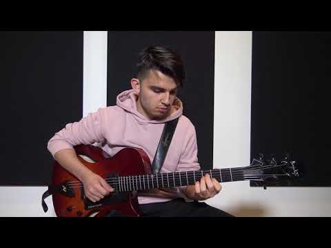Andreas Varady - Comping Demonstration (Jazz Guitar Lesson Excerpt)