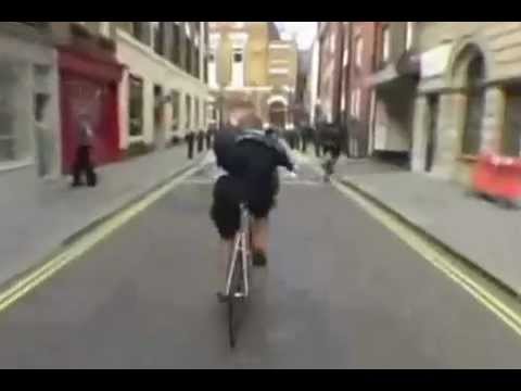 London Calling - alleycat - Lucas Brunelle Fixed Bike