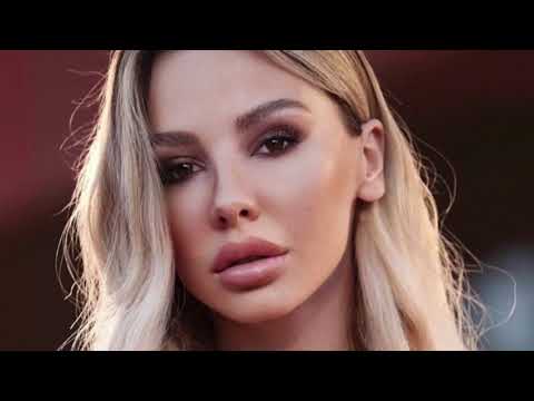 Mes yjeve botëror | Aurela Hoxha shkëlqen në tapetin e kuq të Festivalit të Filmit në Venecia