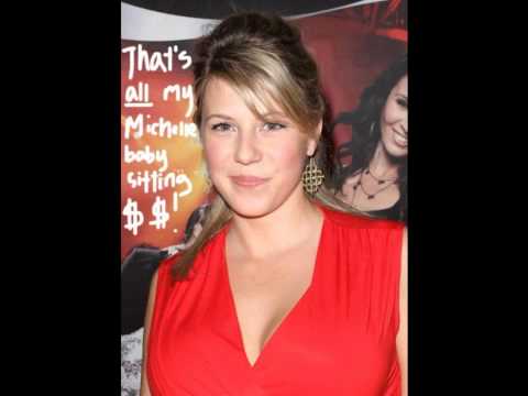 download lagu mp3 mp4 Jodie Sweetin Fake Breasts, download lagu Jodie Sweetin Fake Breasts gratis, unduh video klip Jodie Sweetin Fake Breasts