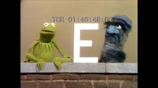 Sesame Street - Kermit&#39;s E and F Lecture (1969)