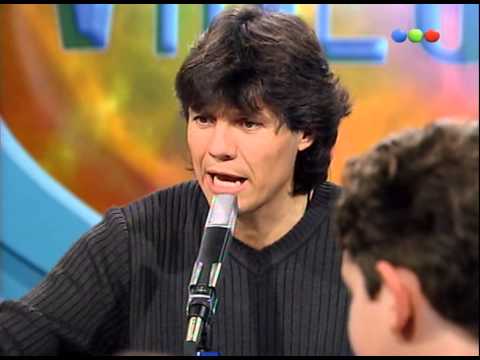 Tinelli echa a Hijitus del estudio - Videomatch 98