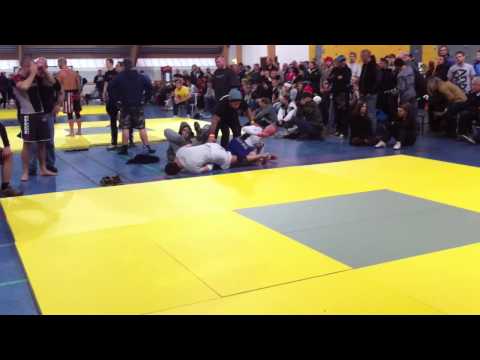 Grotta Grappling - Idris musajev Advanced 2011 vs djon sigal  USA