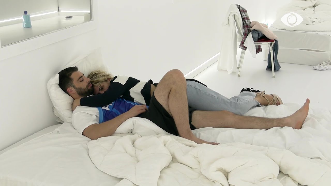 ”A më do?” Ilnisa-Meritonit: Mos e ke prej izolimit?