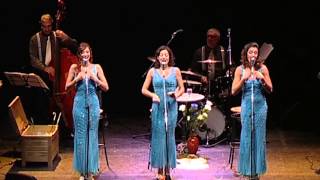The Blue Dolls sing Medley Trio Lescano