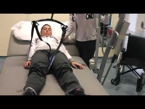 TUTORIAL 21 - BED-WHEELCHAIR TRANSFER USING AN ELECTRIC LIFT