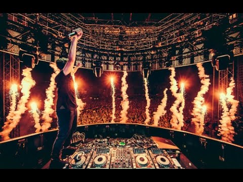 Martin Garrix & Florian Picasso - ID   @Mainstage @Tomorrowland 2016