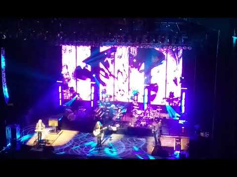 Yes Live: 8/8/91 - Mountain View - Rhythm Of Love (released on Union 30 Live)