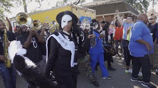 2nd Line today - New Generation Social Aid &amp; Pleasure Club, featuring the Hot 8 Brass Band (12.8.19)