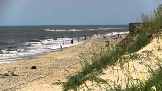 preview picture of video 'Hatteras Island Beach Report - 7.19.12 - Waves NC'