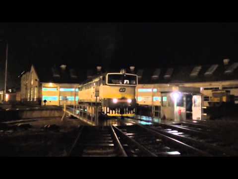 754.080-0 vyjíždí na "výlukový vlak" Os 3623 - Olomouc - Troubelice