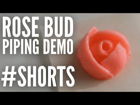 Easy rose bud piping! Valentine’s Day cake decorations