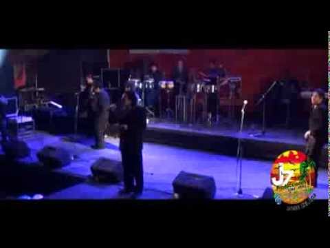 TE DOY EL VUELTO EL LOBO Y LA SOCIEDAD EN VIVO