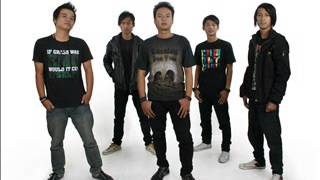 Download lagu Bungaku mp3 Download lagu Bungaku mp3
