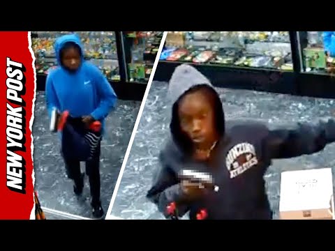Police looking for BRAZEN female suspects who robbed Texas smoke shop by gunpoint
